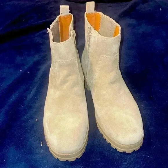 Lucky Brand Boots - Picture 4 of 5